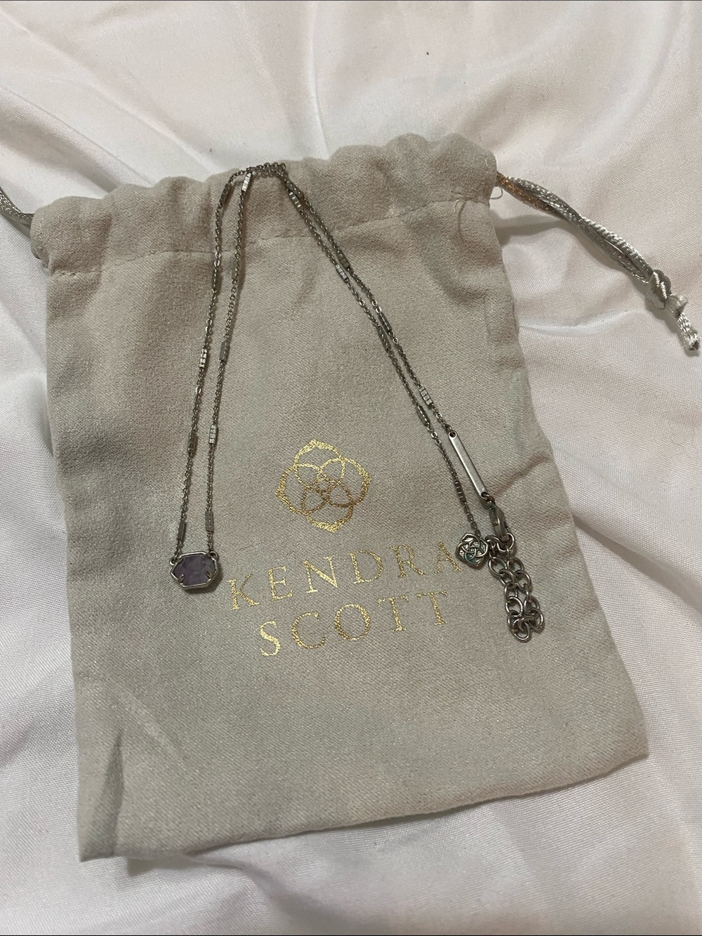 Kendra Scott Silver Short Pendant Necklace with Amethyst Lavender Purple Stone